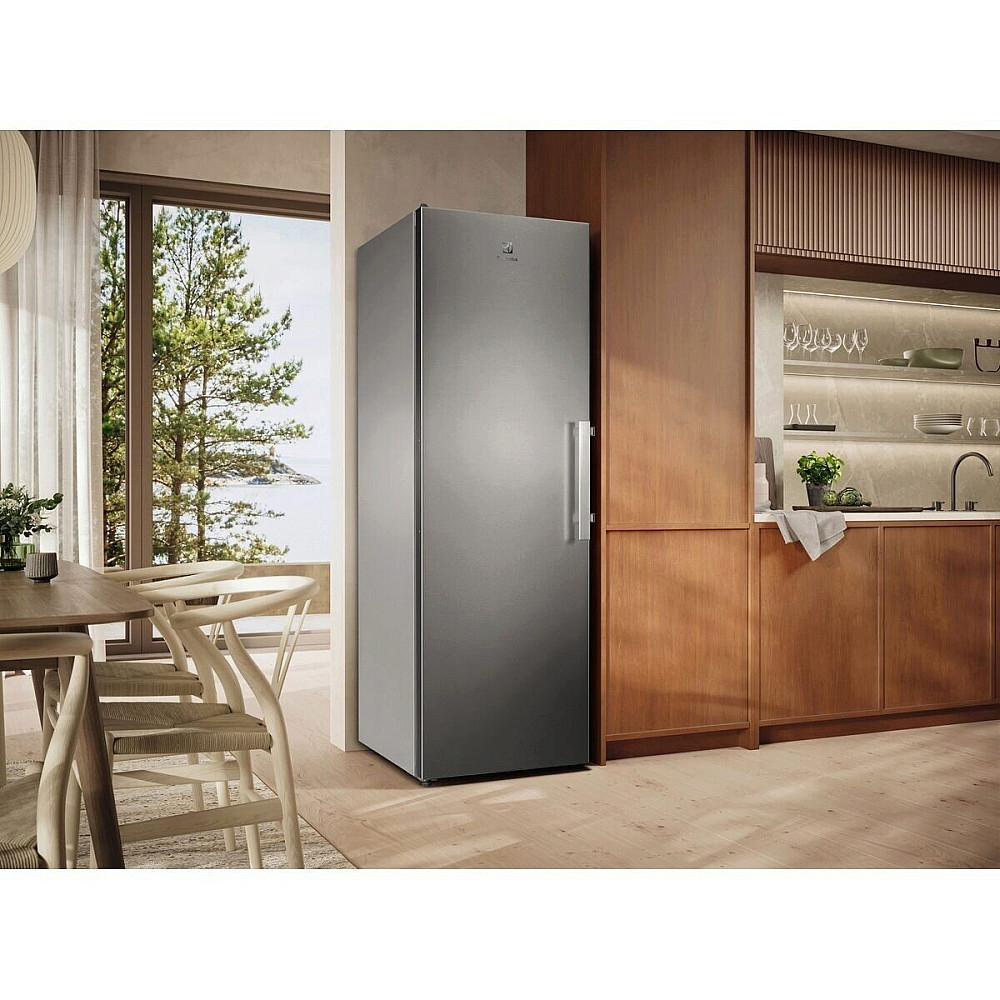 Fristående Frys Electrolux LUS7MD28X NoFrost Rostfri