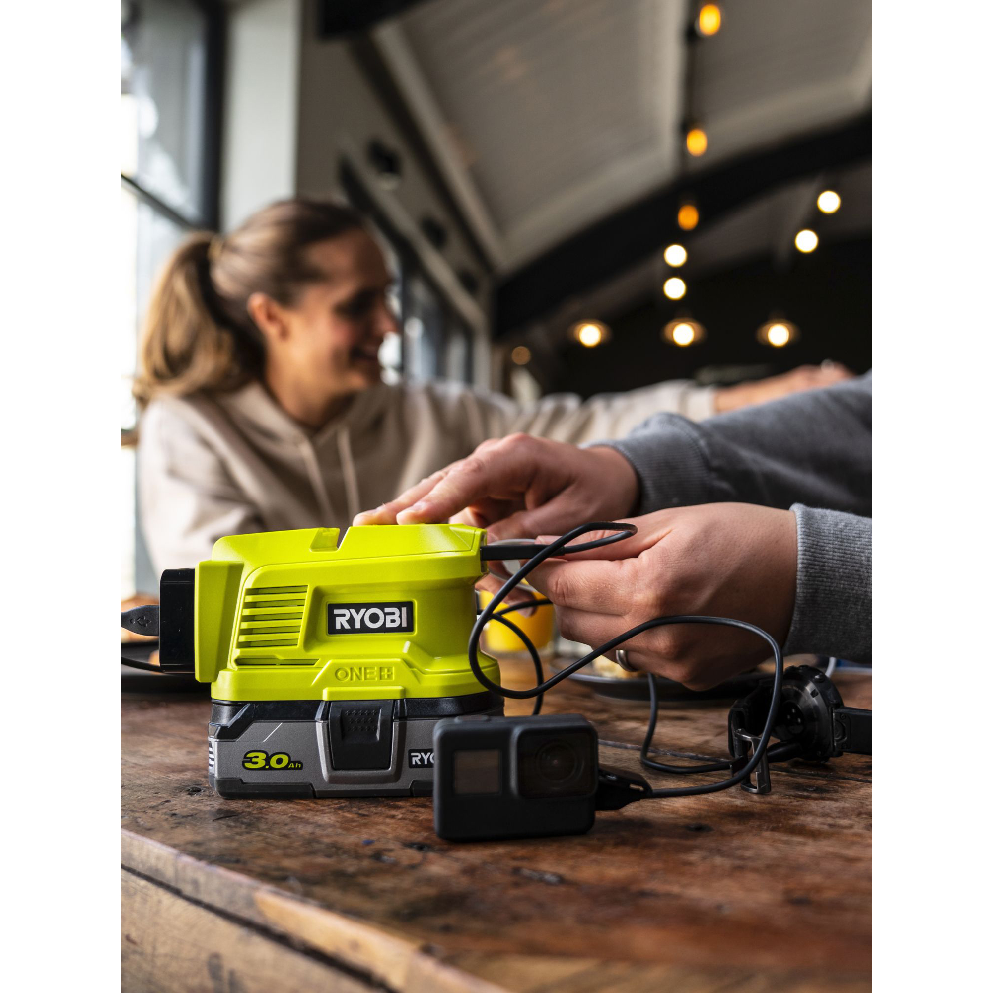 Inverter RYOBI ONE+ 150W 18V 230V utgång utan laddare