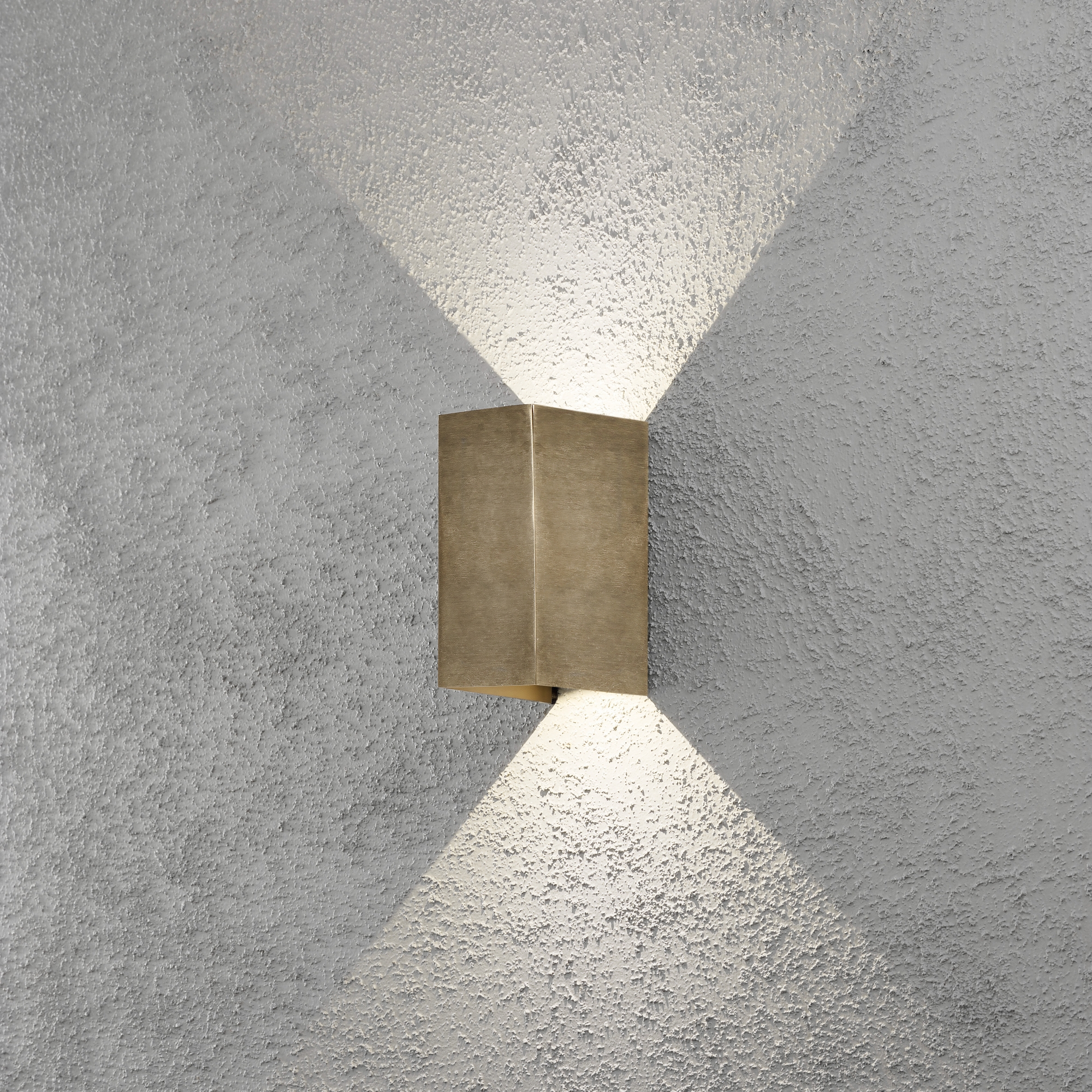 Vägglykta Gnosjö Konstsmide Cremona 2x3W High Power LED