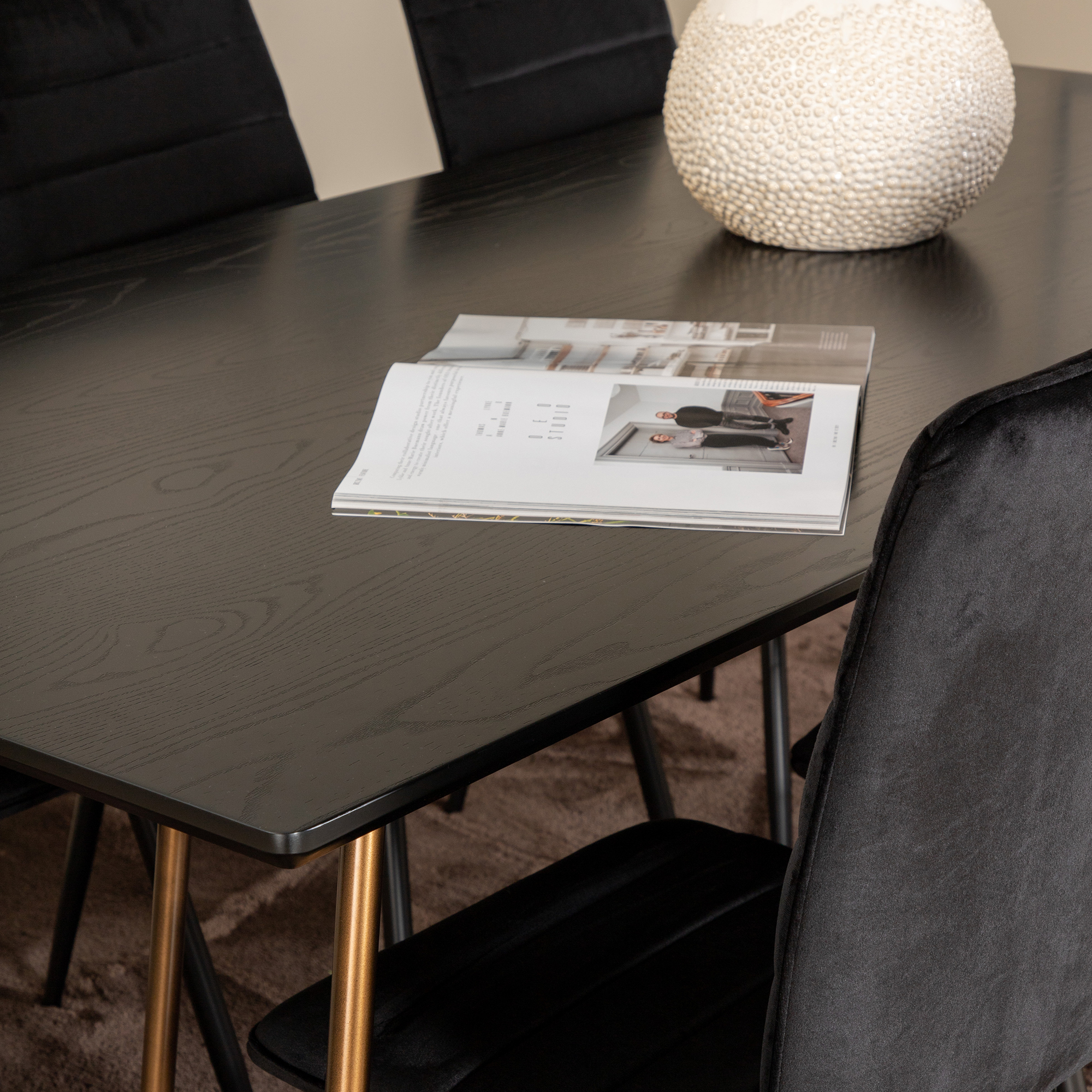 Matgrupp Venture Home Annika med 6 Walerina Stolar Sammet