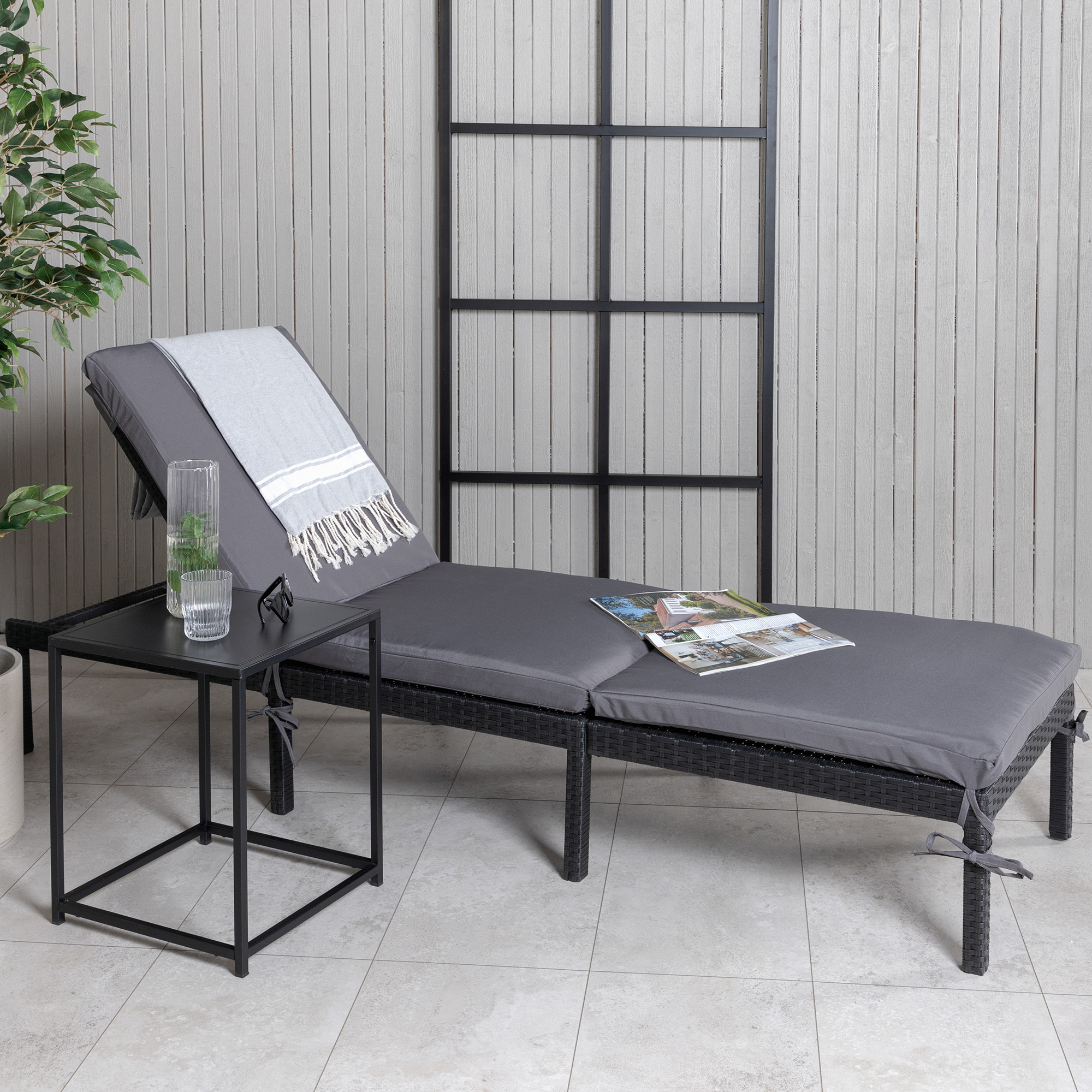 Bilbao sunlounge black wicker/grey cushion Svart/Grå