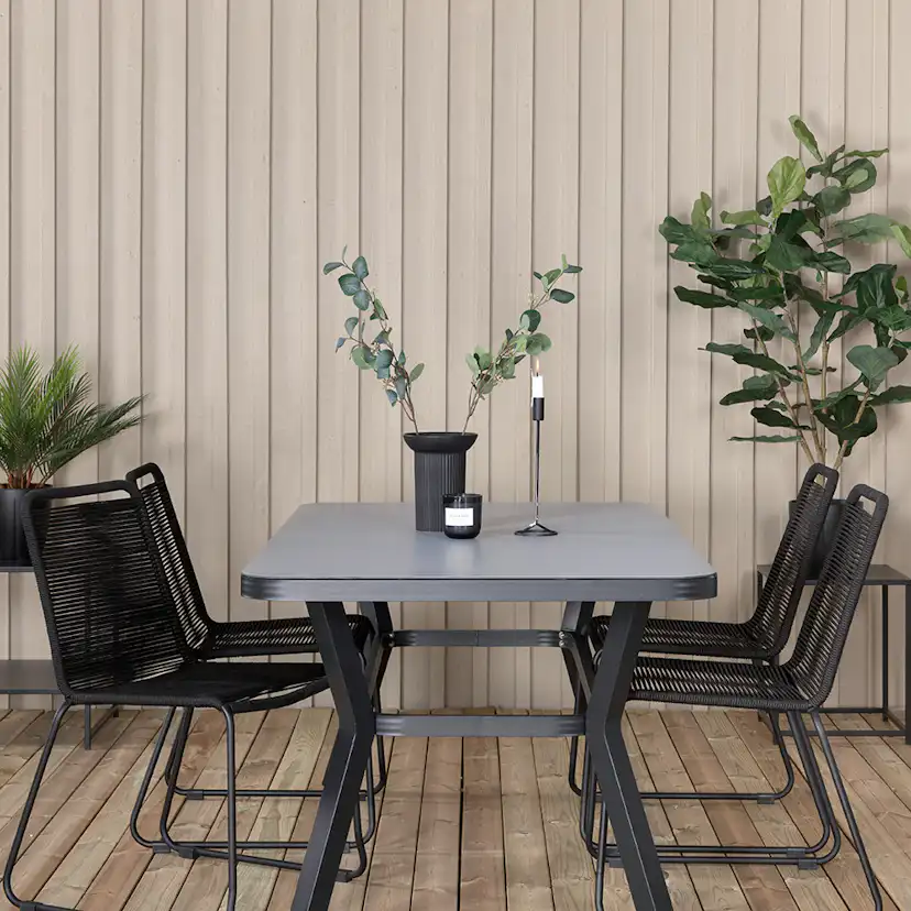 Matgrupp Venture Home Vyn med 4 Lumi Stapelbara Matstolar