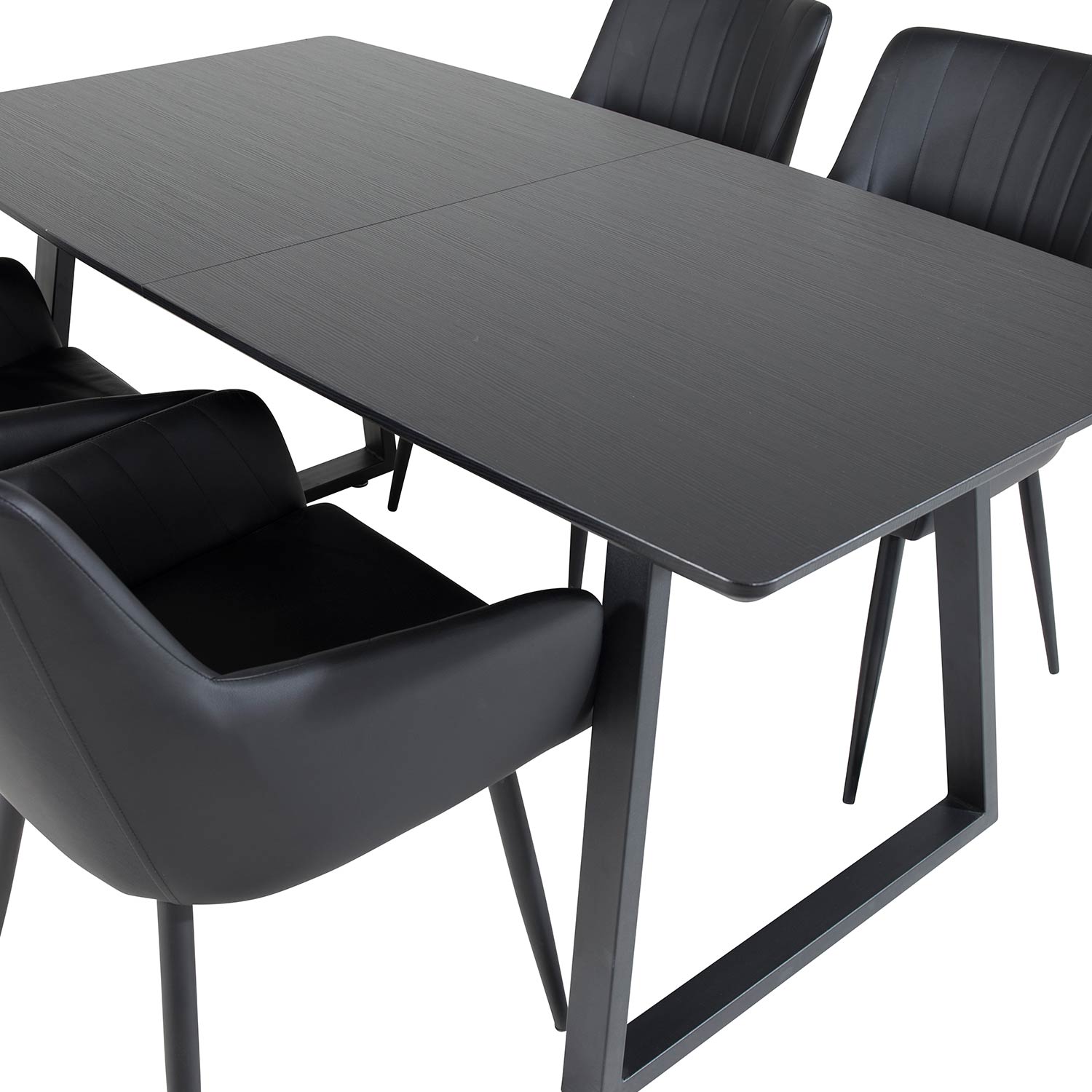 Matgrupp Venture Home Ina1 med 4 Corina Stolar Konstläder