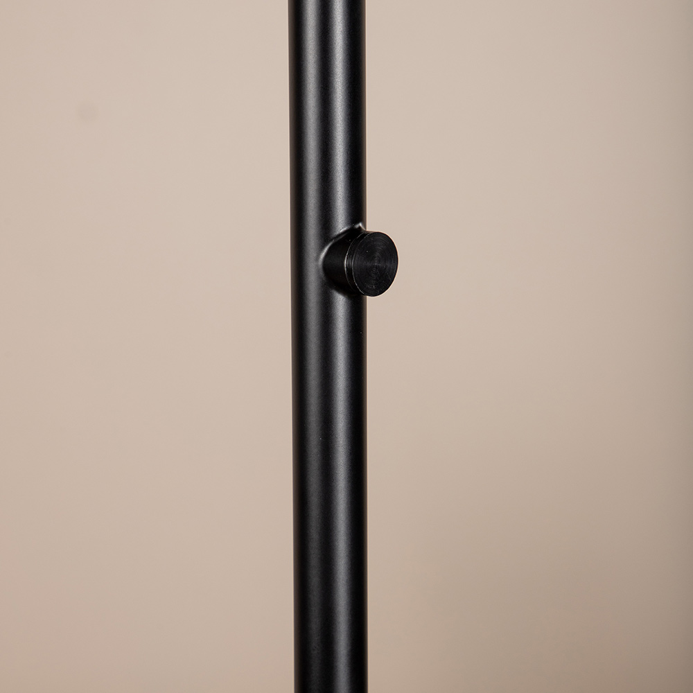 Golvlampa Venture Home Corong