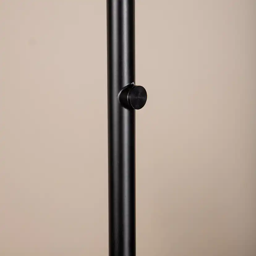 Golvlampa Venture Home Corong