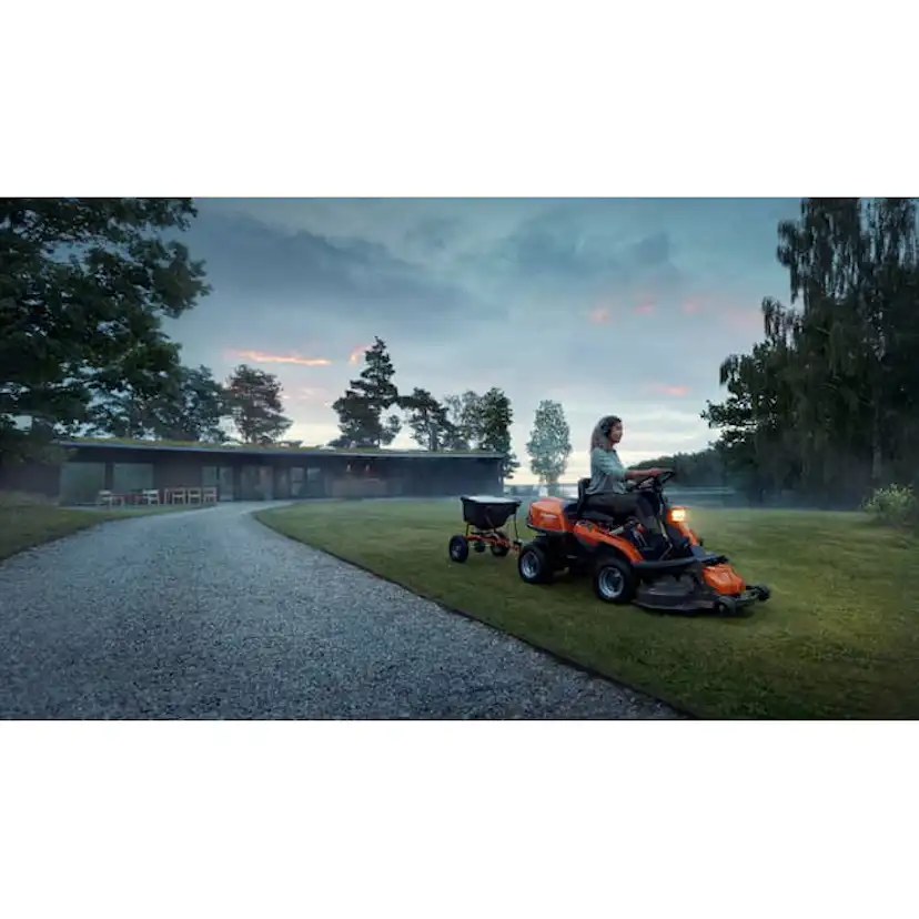 Åkgräsklippare Husqvarna R 216T AWD Rider