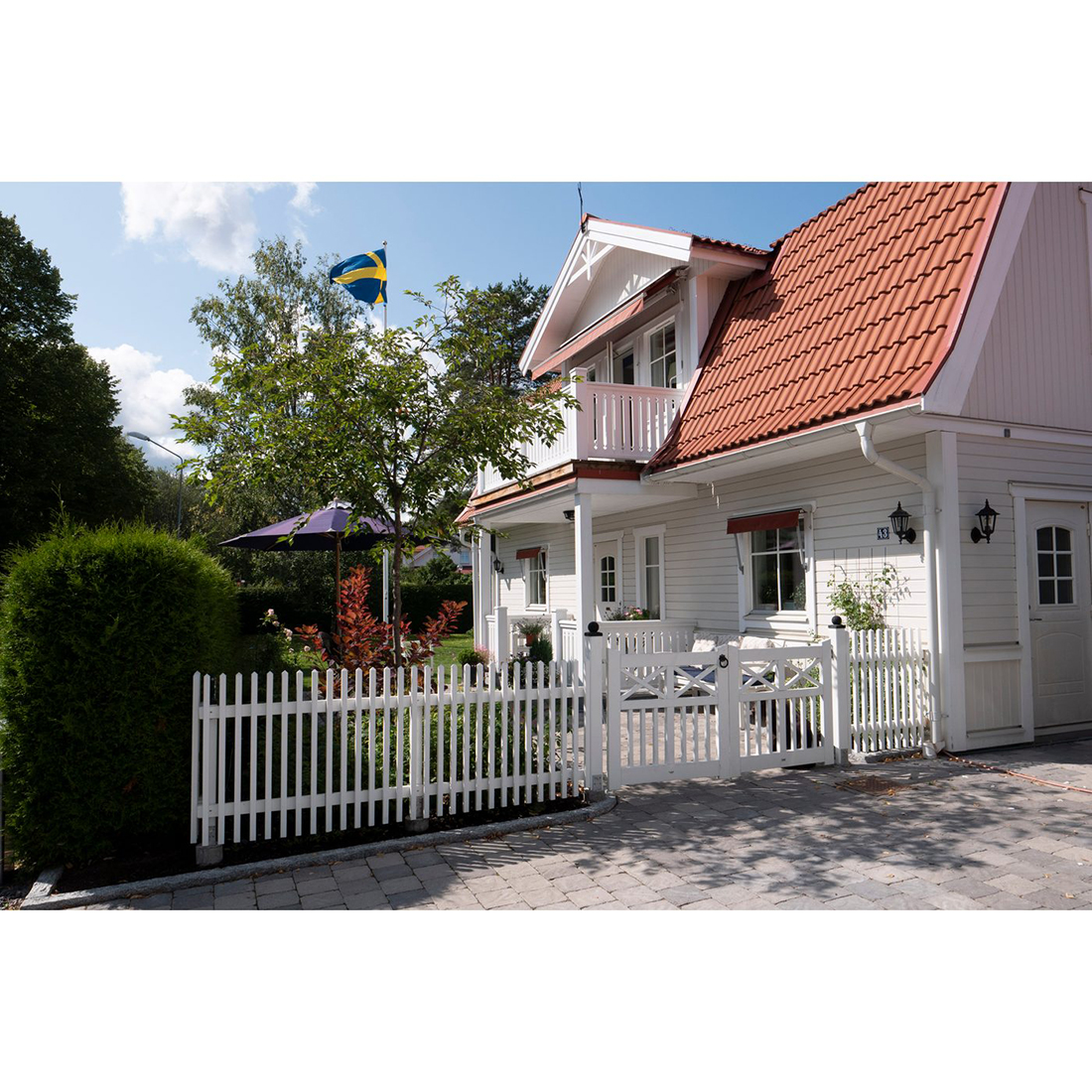 Grind Jabo Antik Vitmålad 100 cm