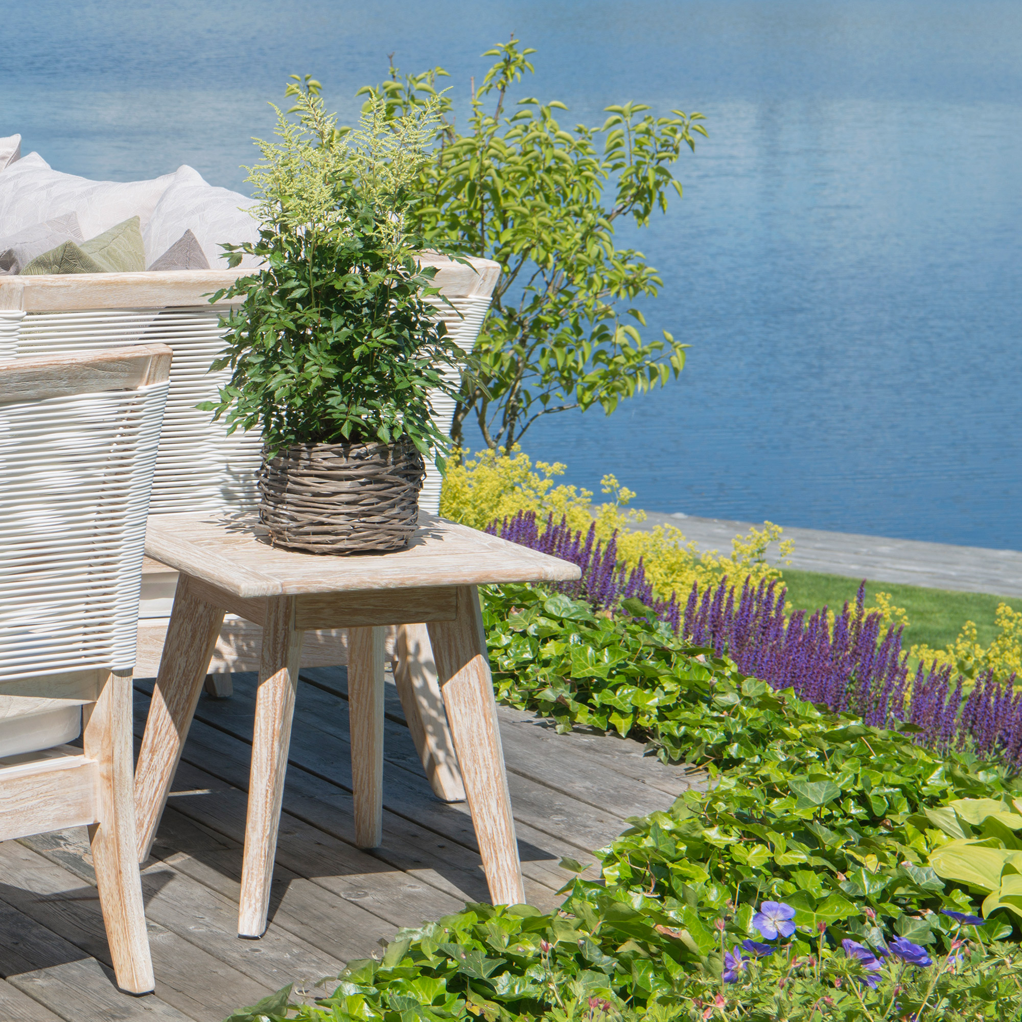 Sidobord Hillerstorp Wellington