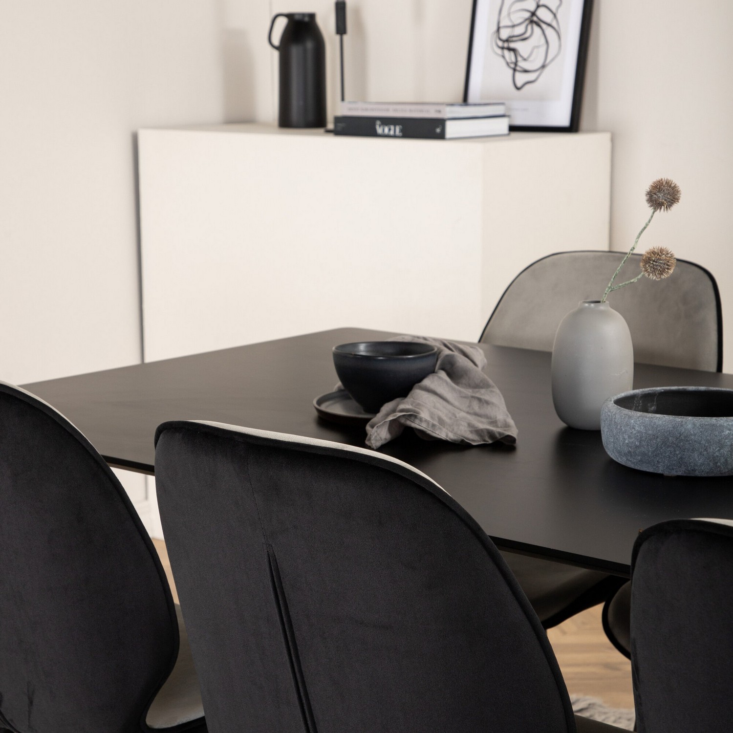 Matgrupp Venture Home Silvia med 6 Elisa Stolar Sammet