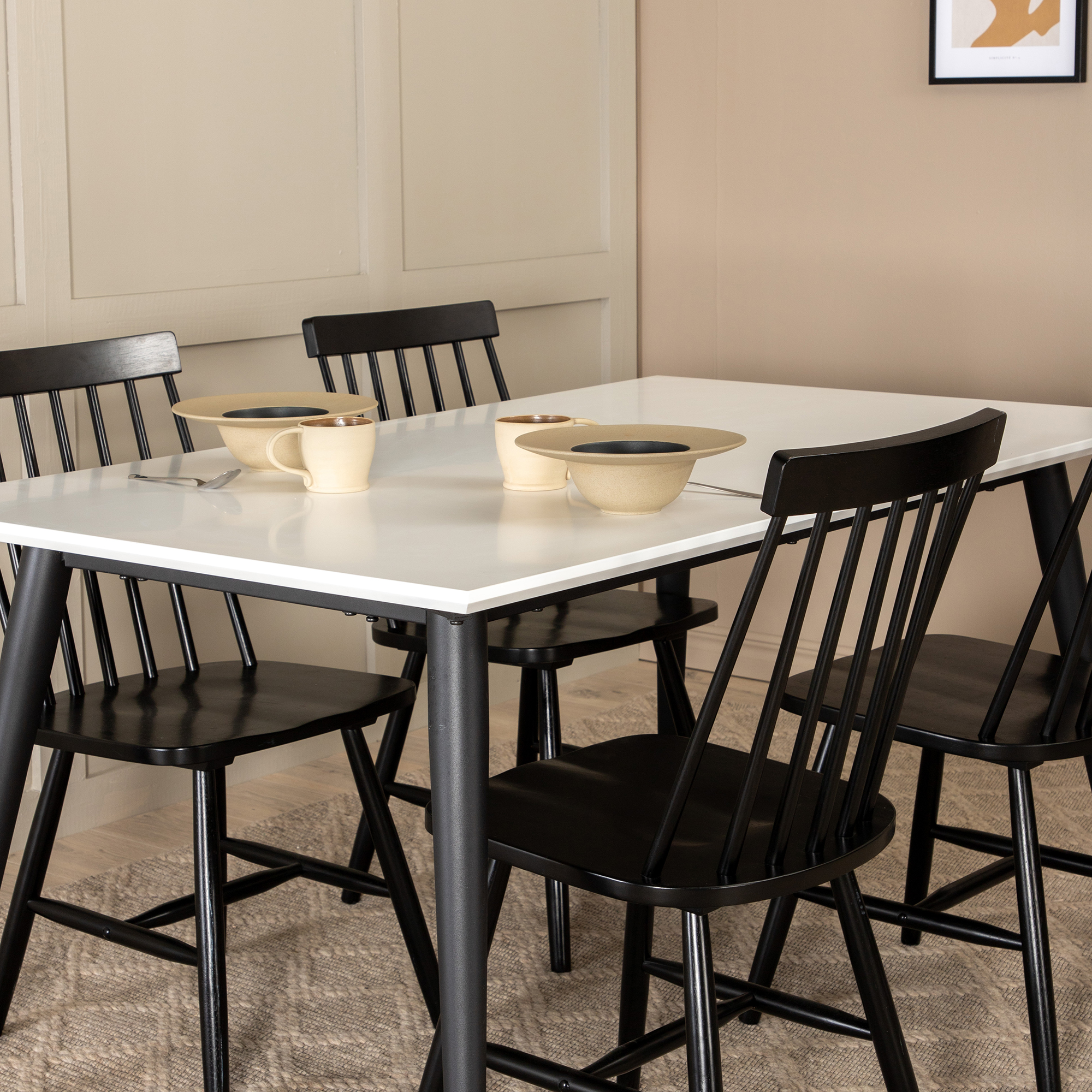 Matgrupp Venture Home Jolie med 4 Lena Windsor Stolar