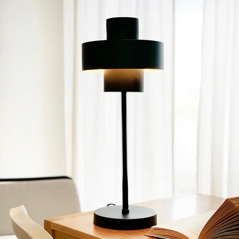 Bordslampa Dyberg Larsen Stoke