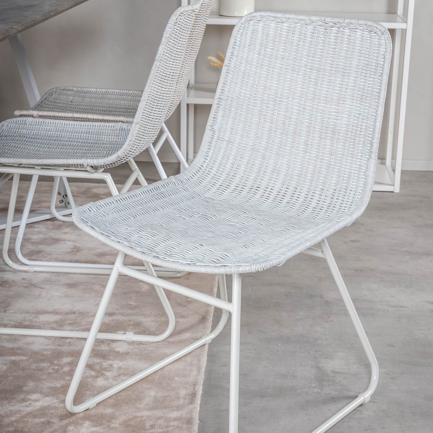 Matgrupp Venture Home Madde med 6 Cornelia Stolar