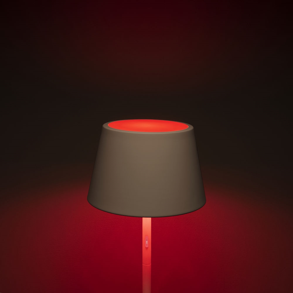 Pomezia golvlampa USB vit Vit