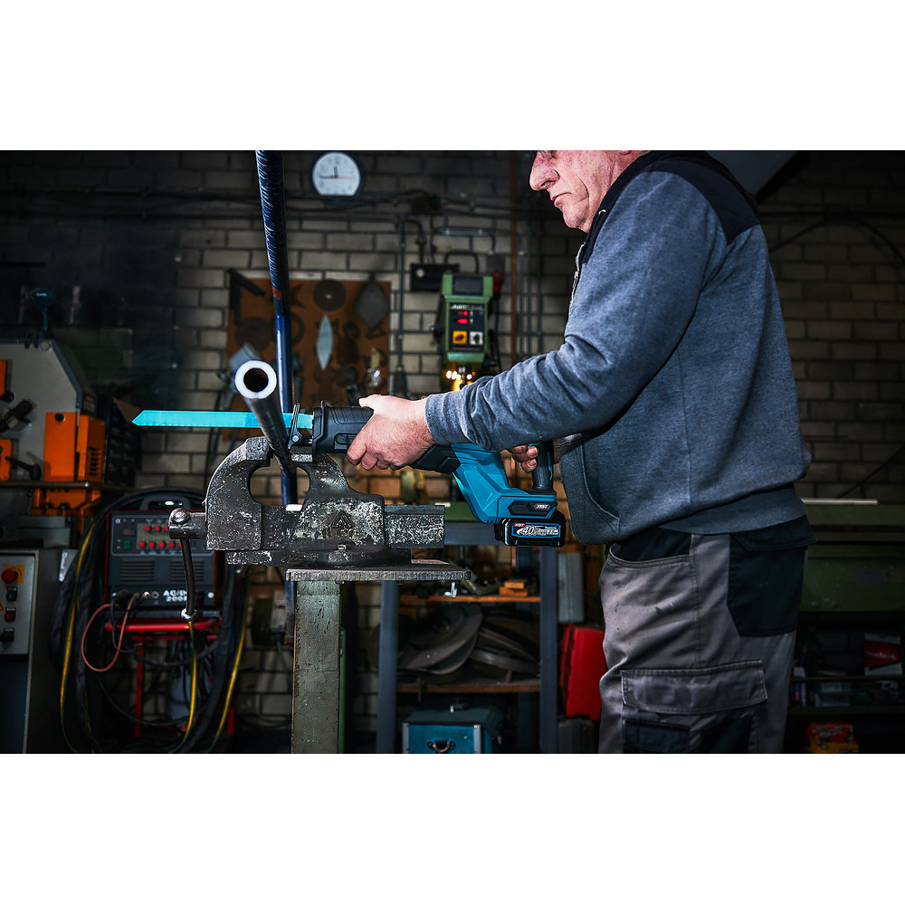 Tigersåg Makita JR001GZ 40V XGT utan Batteri och Laddare