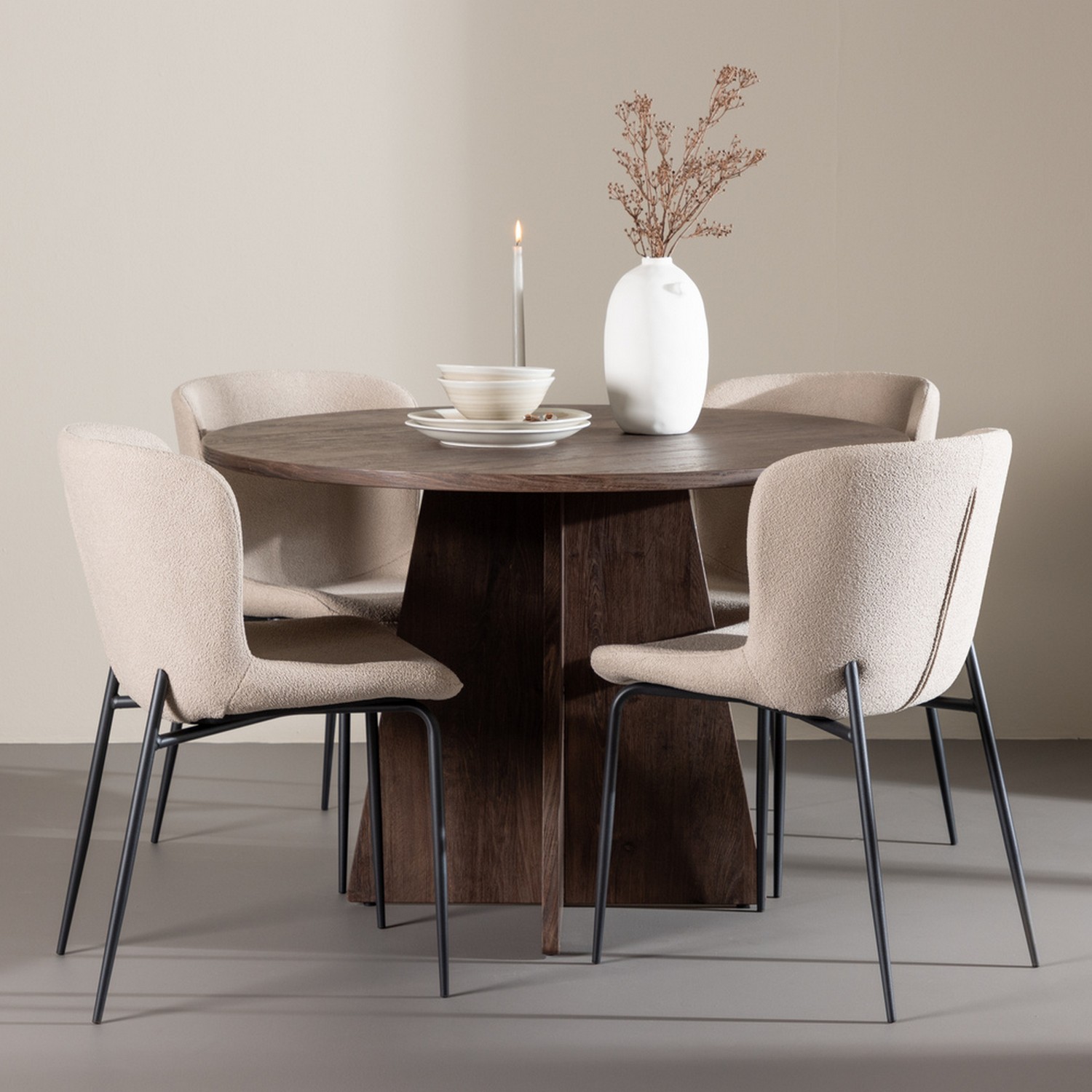 Matbord Venture Home Bootcut Ø110 cm