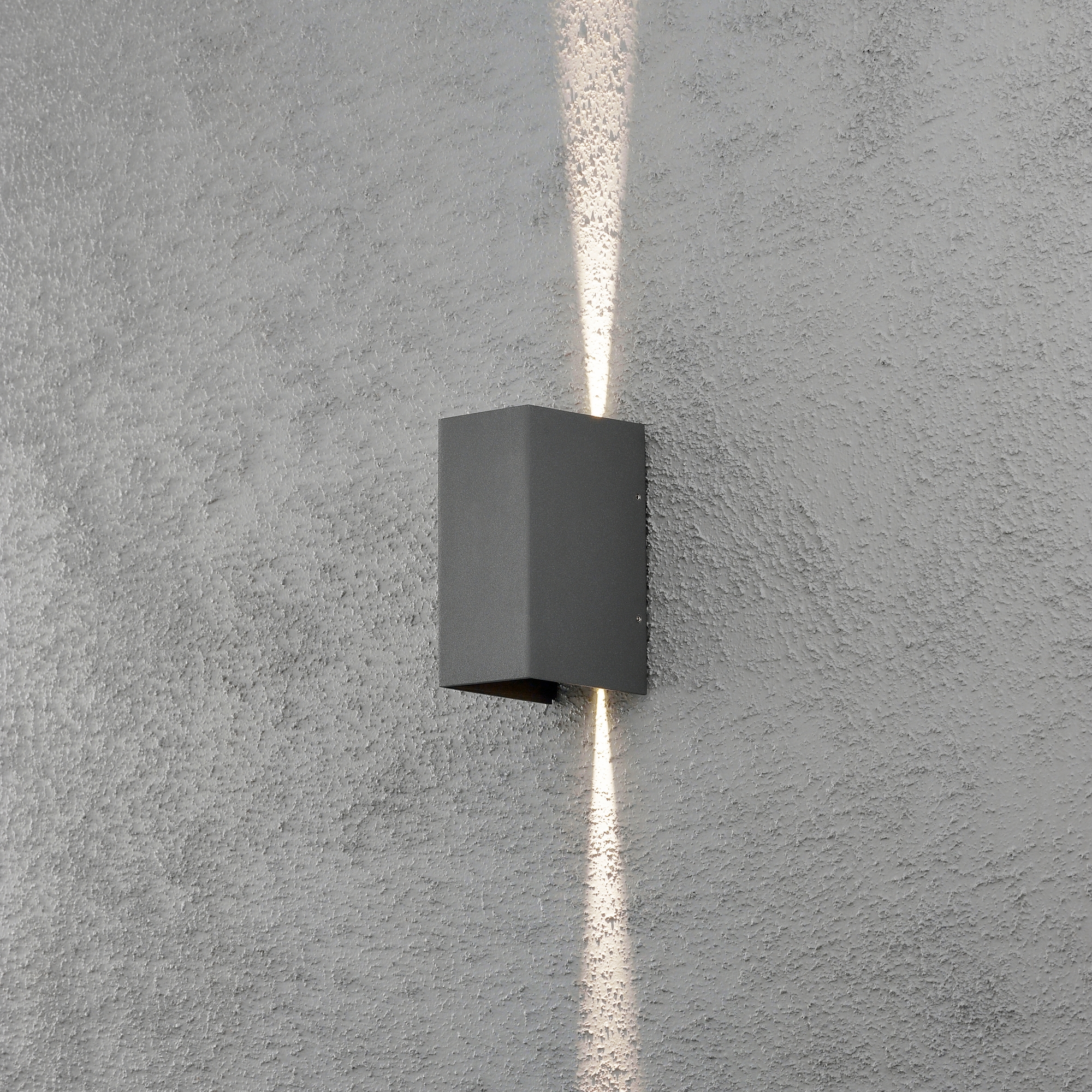Vägglykta Gnosjö Konstsmide Cremona 2x3W High Power LED