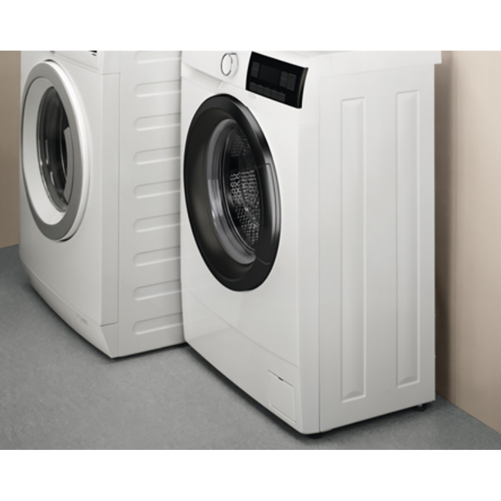 Frontmatad Tvättmaskin Electrolux PerfectCare 600 SensiCare Slim Vit