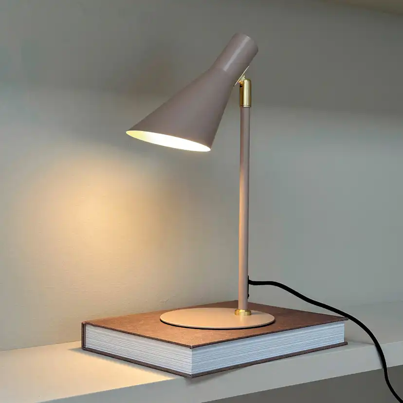 Bordslampa Dyberg Larsen DL12 Mini