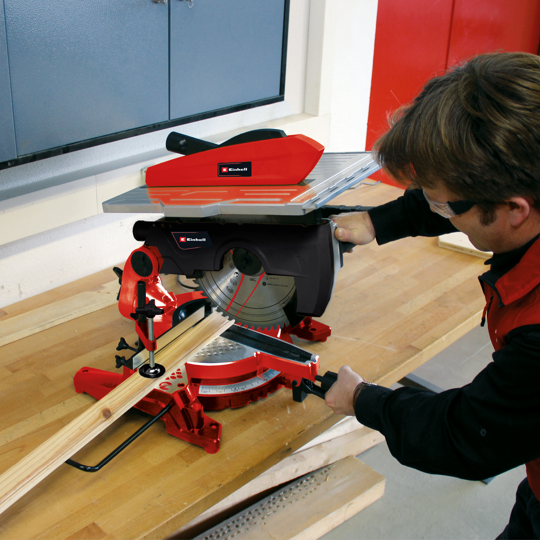 Geringssåg Einhell TC-MS 3017 Tmed Övre Bord