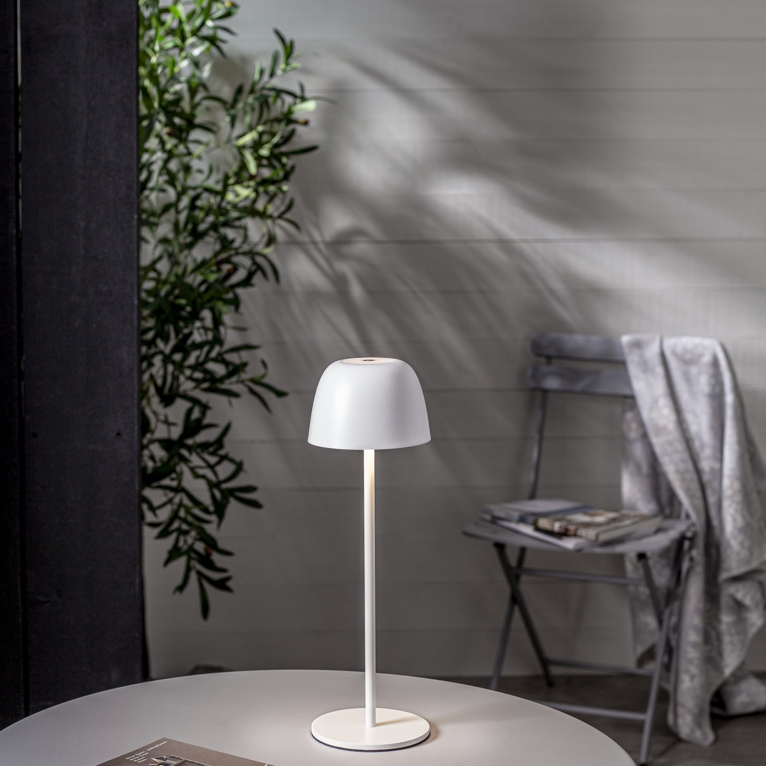 Bordslampa Star Trading Ronda USB