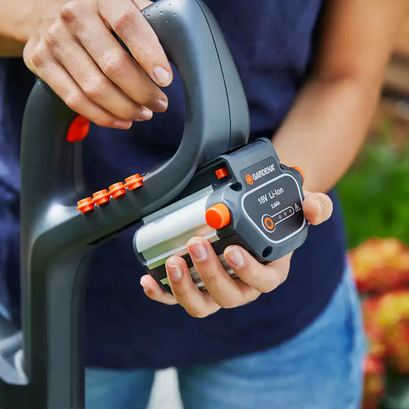 Grästrimmer Gardena EasyCut Li-18/23 utan Batteri