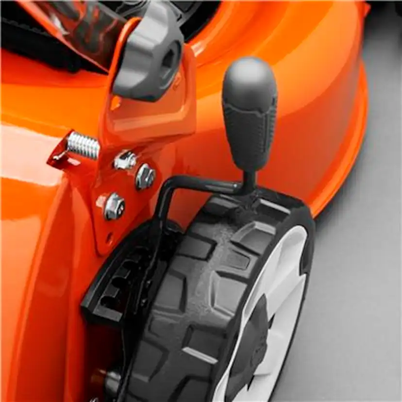 Gräsklippare Husqvarna LC 141 C