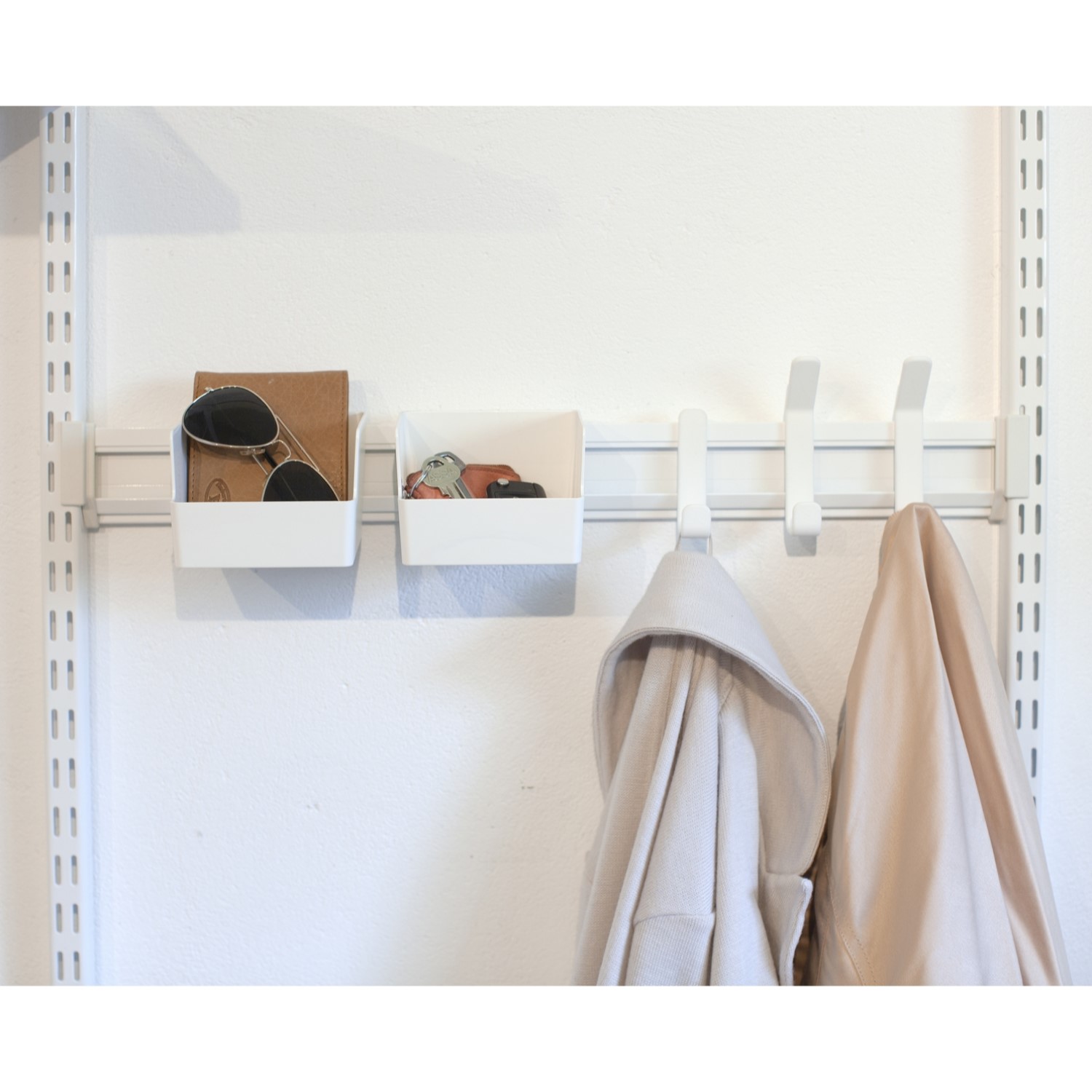 Box Elfa Utility till Förvaringstavla