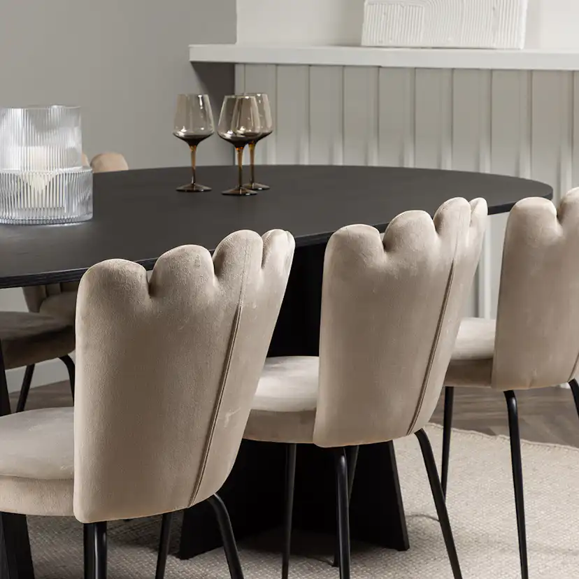 Matgrupp Venture Home Bootcut Oval med 6 Limhamn Light Stolar