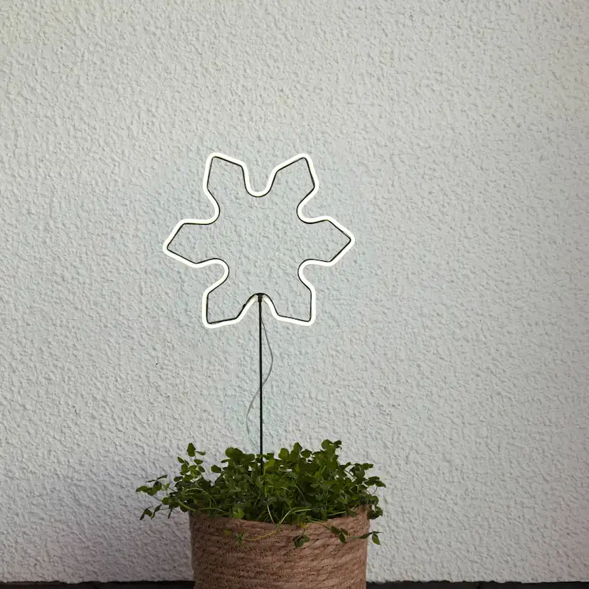 Siluett Star Trading NeonSnowflake Batteridriven Utomhusdekoration LED