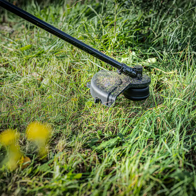 Röjsåg SKIL 0260 CA Kolborstfri Batteridriven