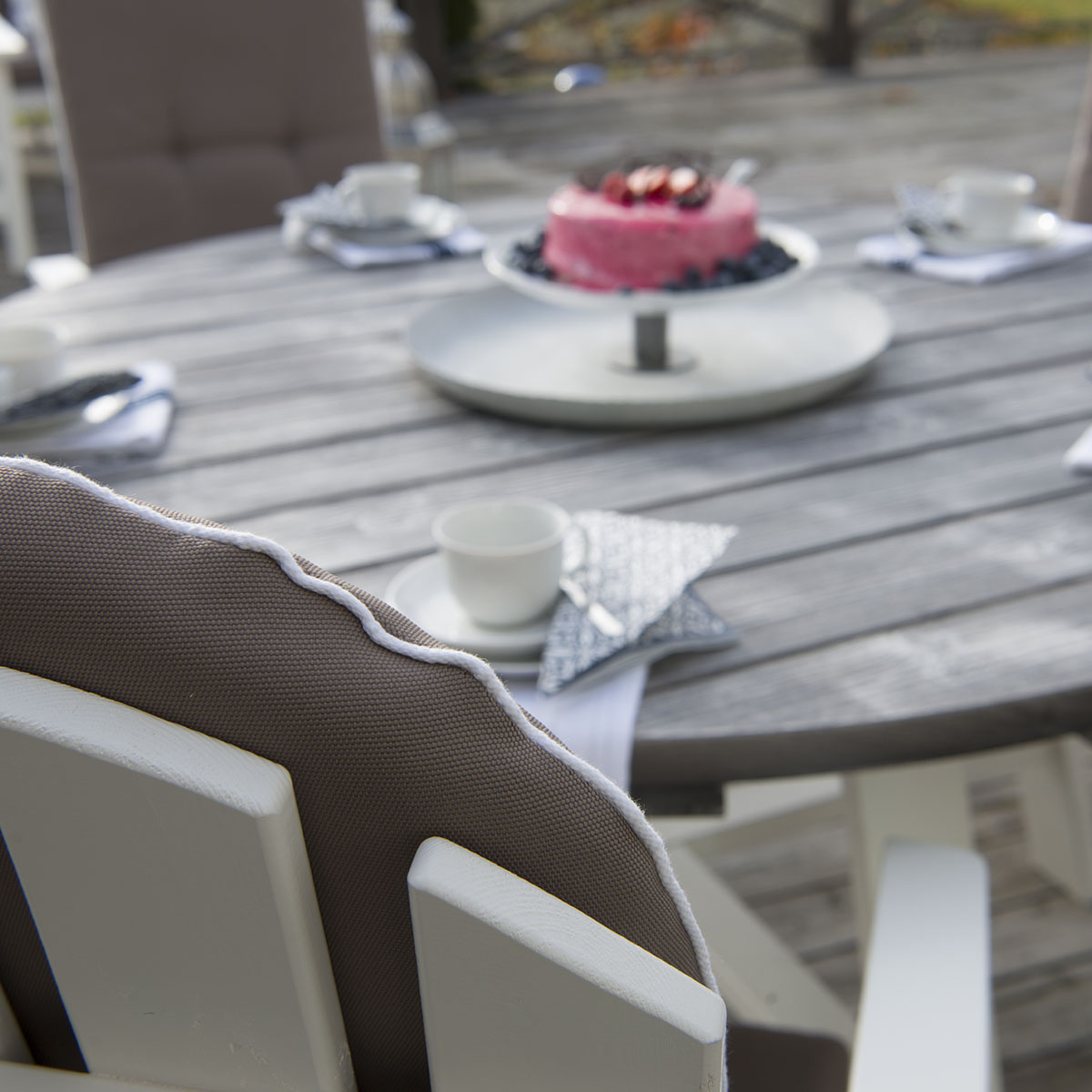 Utebord Hillerstorp Shabby Chic Ø 138 cm med Zinkspann