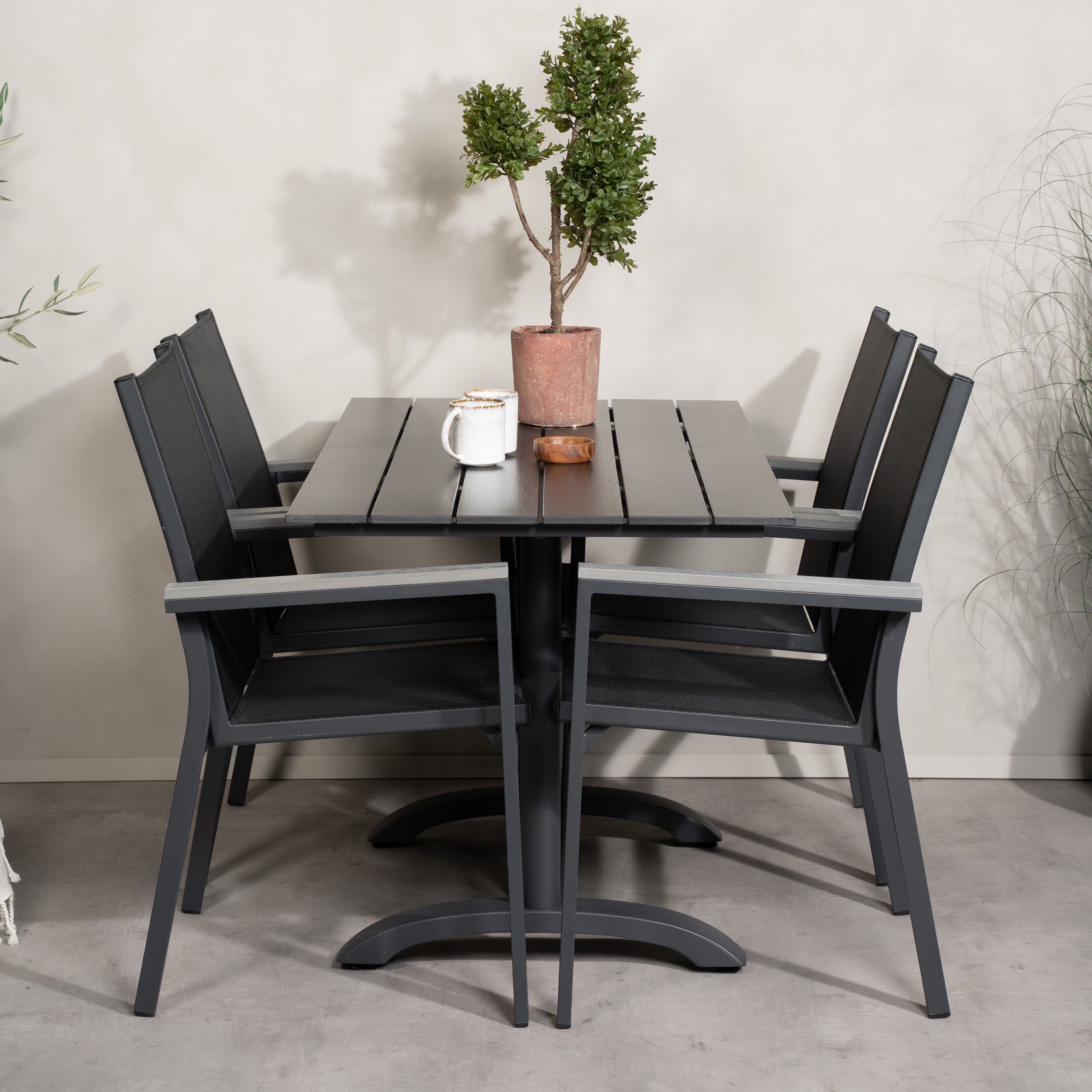 Cafégrupp Venture Home Dolly med 4 Pincy Stolar