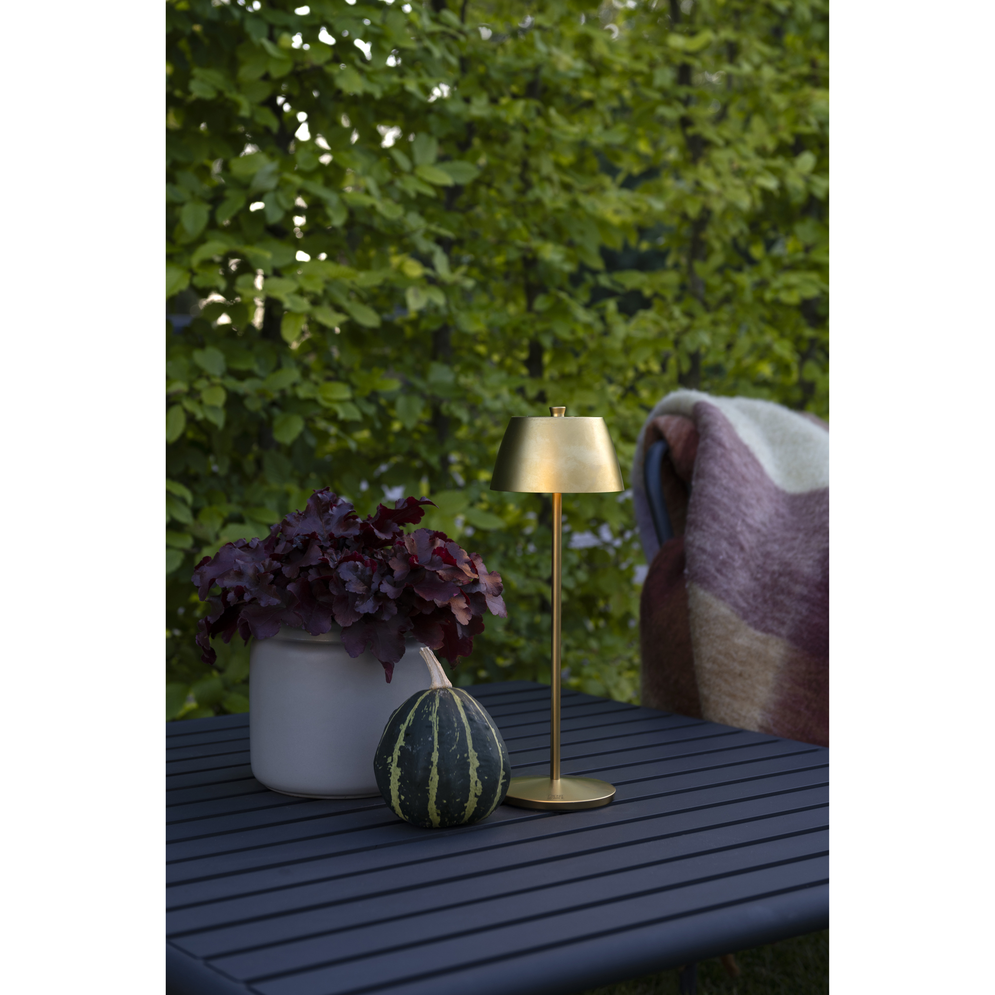 Bordslampa Gnosjö Konstsmide Èze USB Portabel