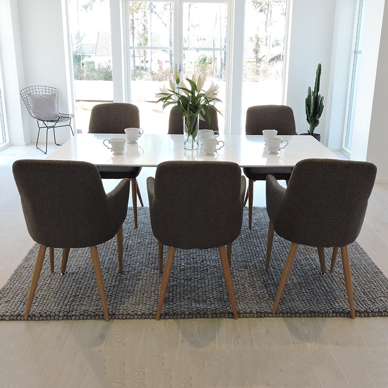 Matgrupp Venture Home Pelle Casper med 6 Stolar