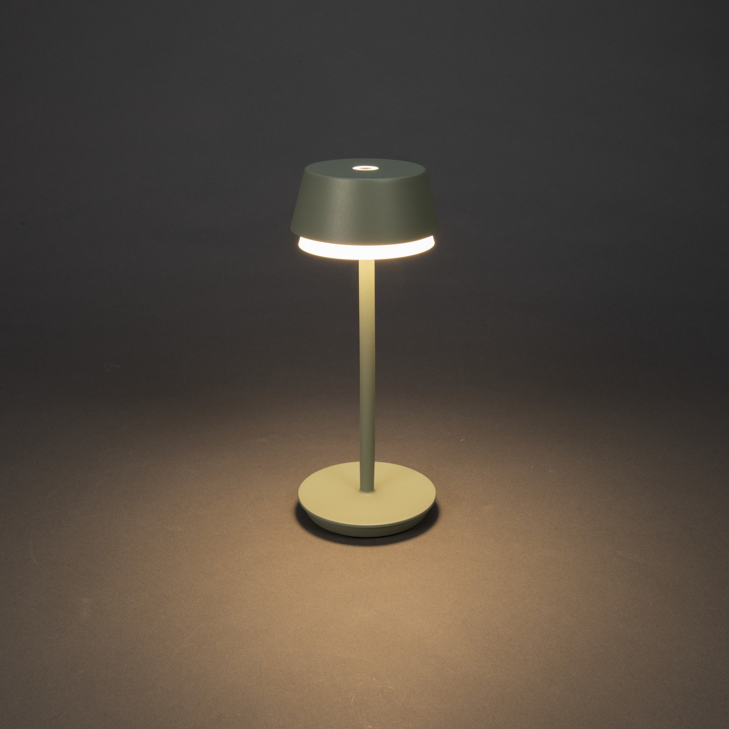 Bordslampa Gnosjö Konstsmide Lyon USB