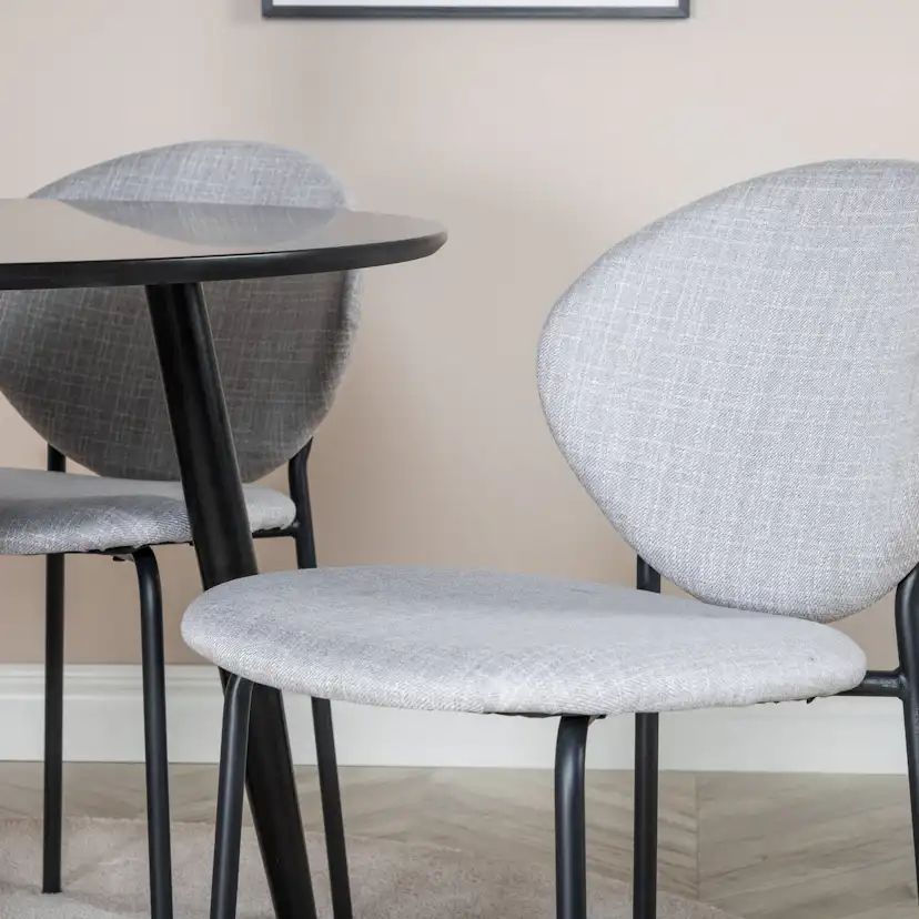 Matgrupp Venture Home Plaza med 4st Vault Stolar