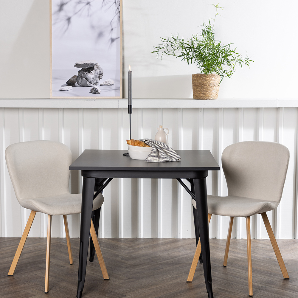 Matgrupp Venture Home Tempe med 2 st Lilja stolar