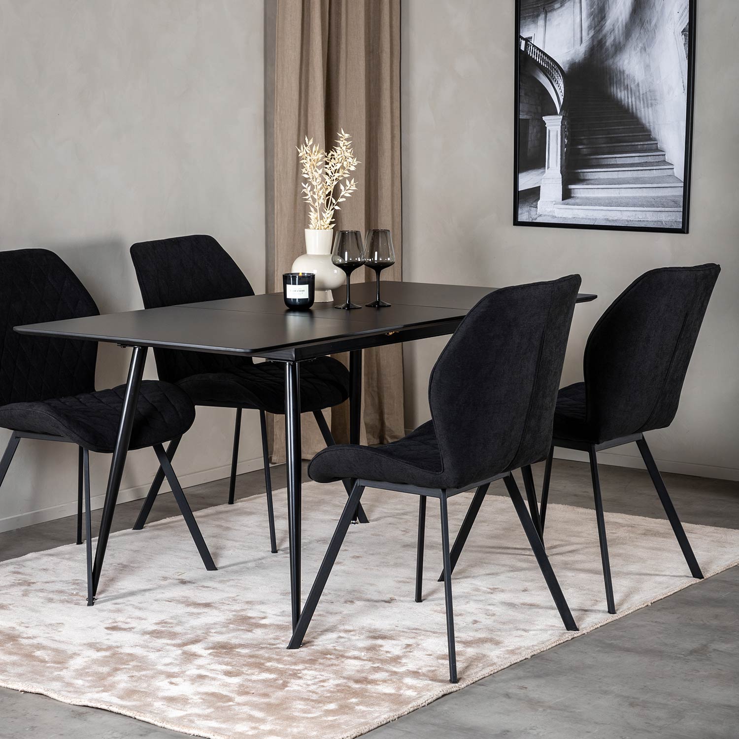 Matgrupp Venture Home Silvia med Iläggsskiva och 4 Geneva Stolar