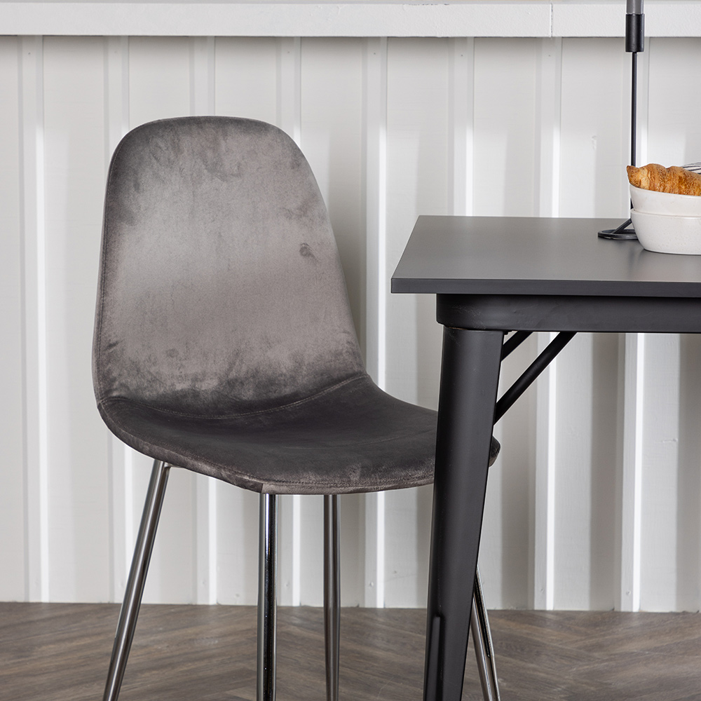 Matgrupp Venture Home Tempe med 2 st Eva stolar