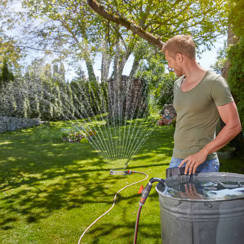 Pump Gardena för Regnvattentunna 2000/2