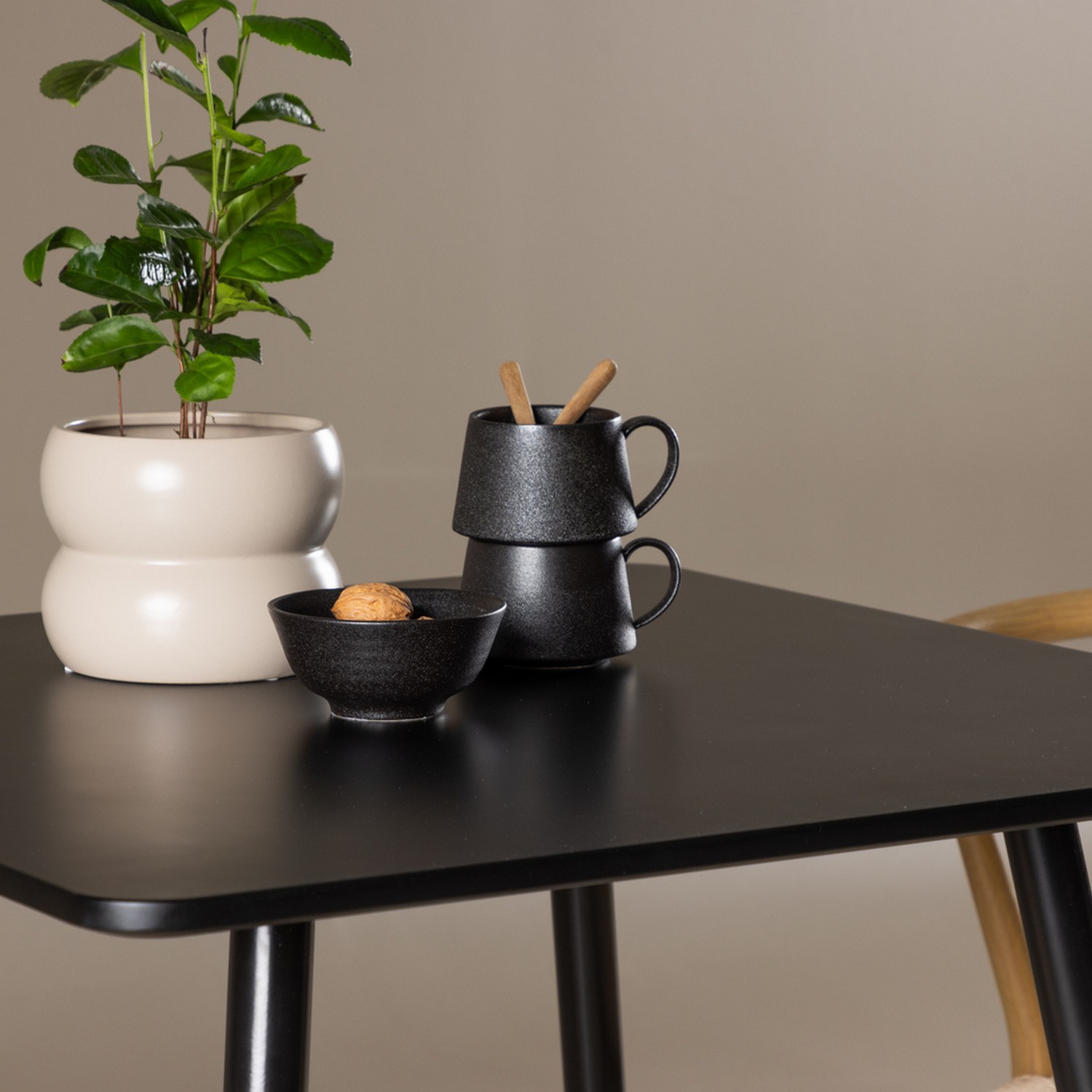 Polar Dining Table 75x75 cm - Black / Black Svart