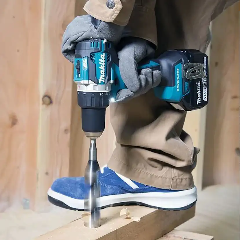 Borrskruvdragare Makita LXT DDF484RTJ 18V med Batteri