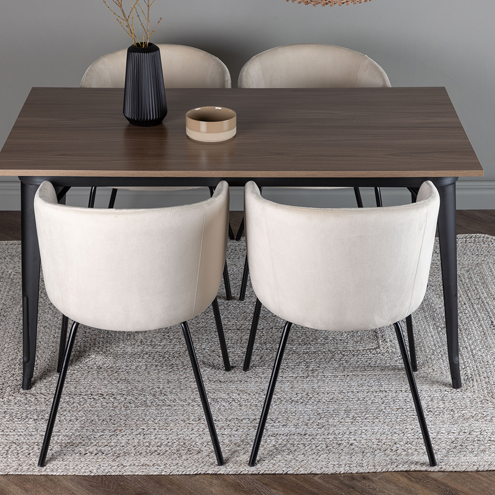 Matgrupp Venture Home Tempe 140 cm med 4 Berit Stolar Sammet