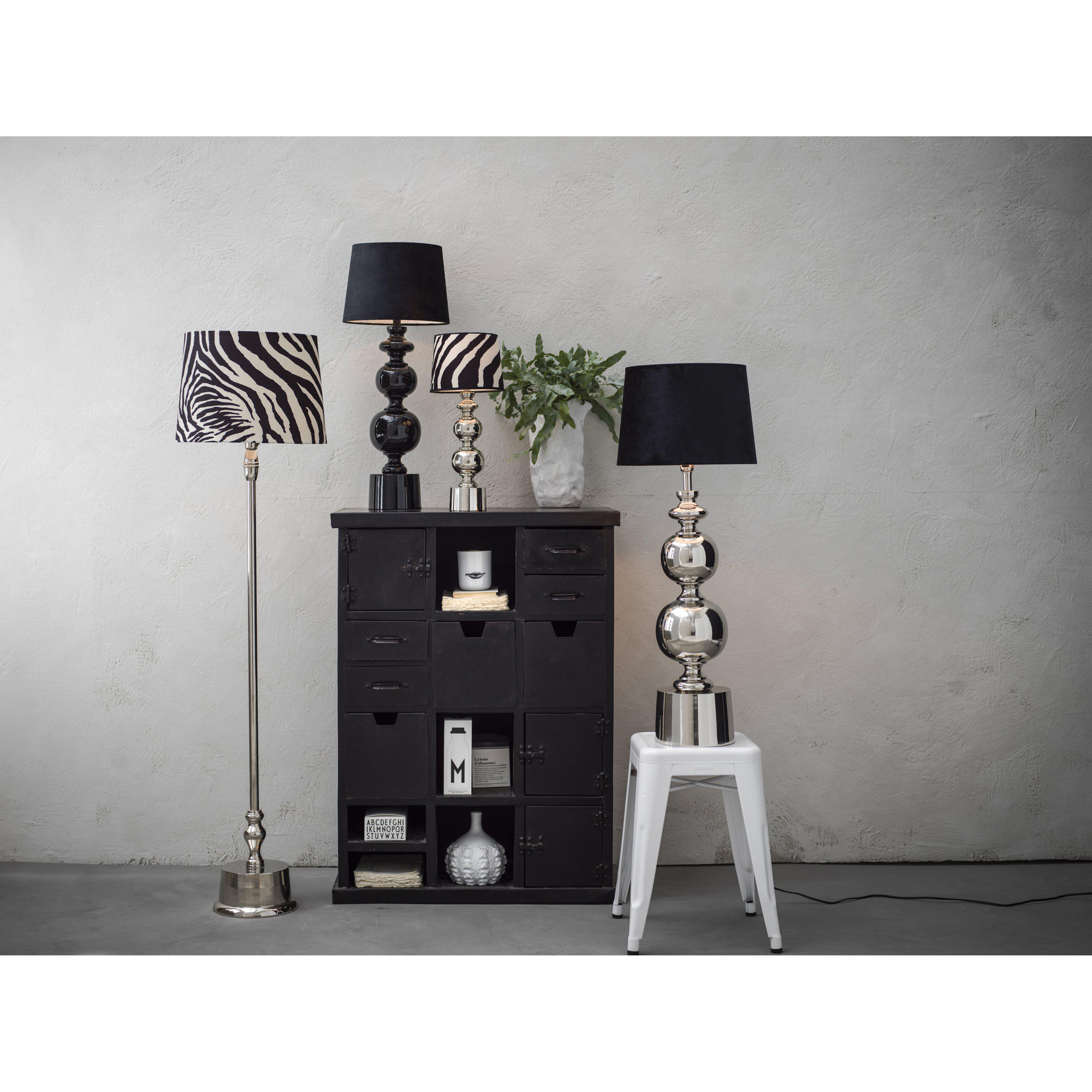 Lampfot PR Home Grace
