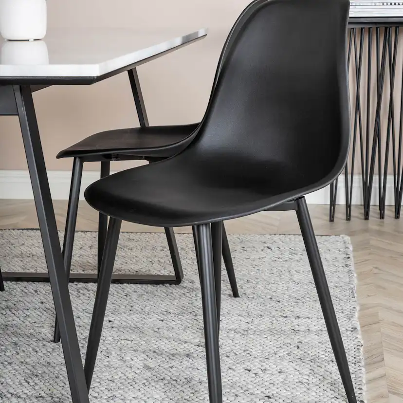 Estelle Table White / Black+Polar Chair - / Black Plastic_4 Vit/Svart