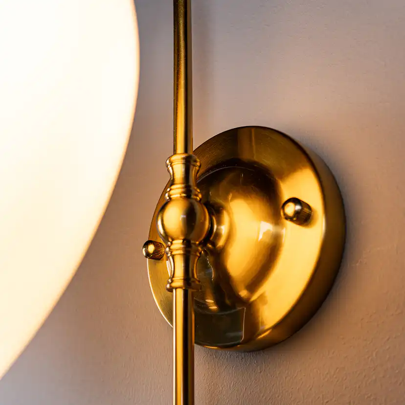 Vägglampa Vesani Ekenäs