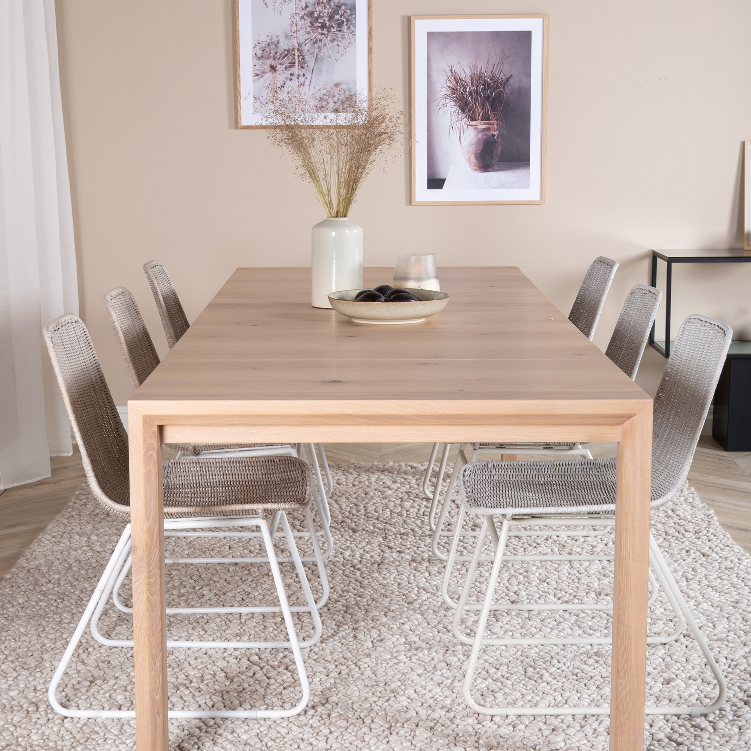 Matgrupp Venture Home Shy med 6 Cornelia Matstolar