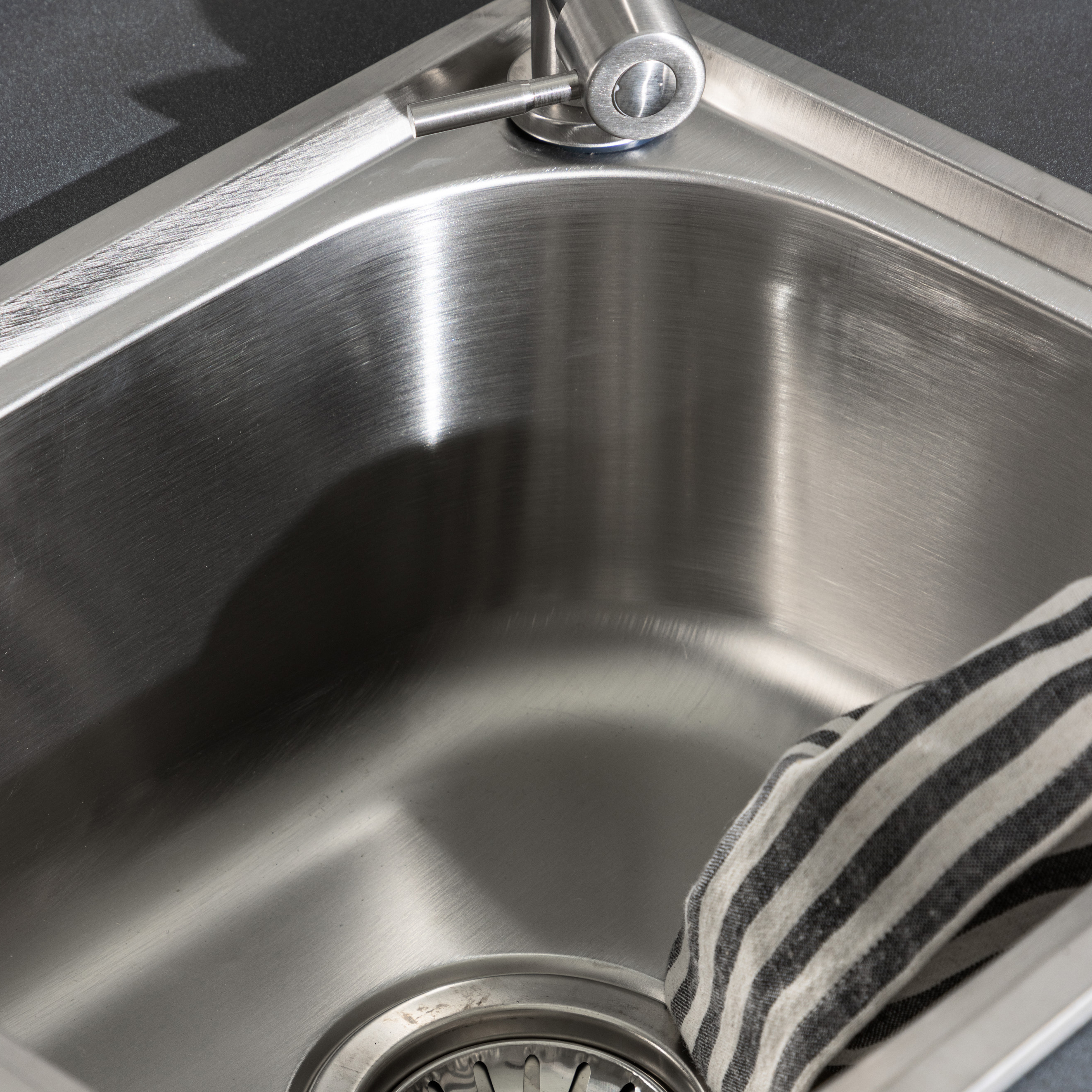 Vask Venture Home Alicante till Utekök i Rostfritt Stål