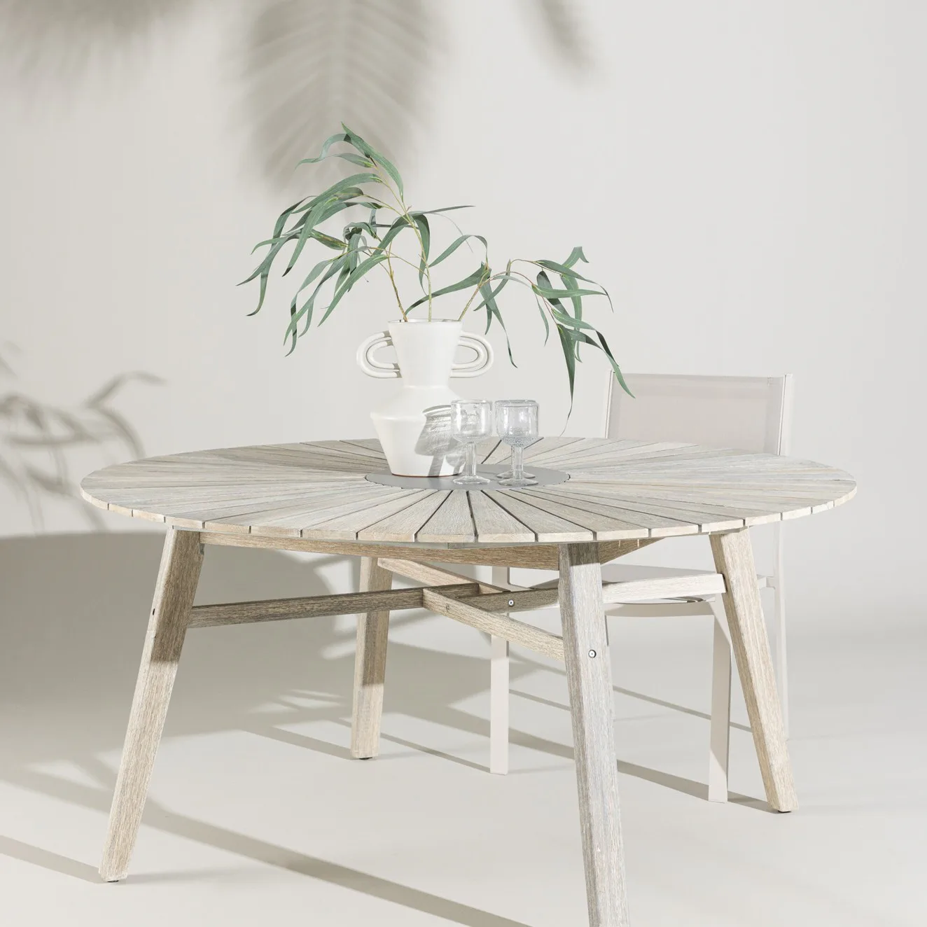 Trädgårdsbord Venture Home Rives Ø150 cm