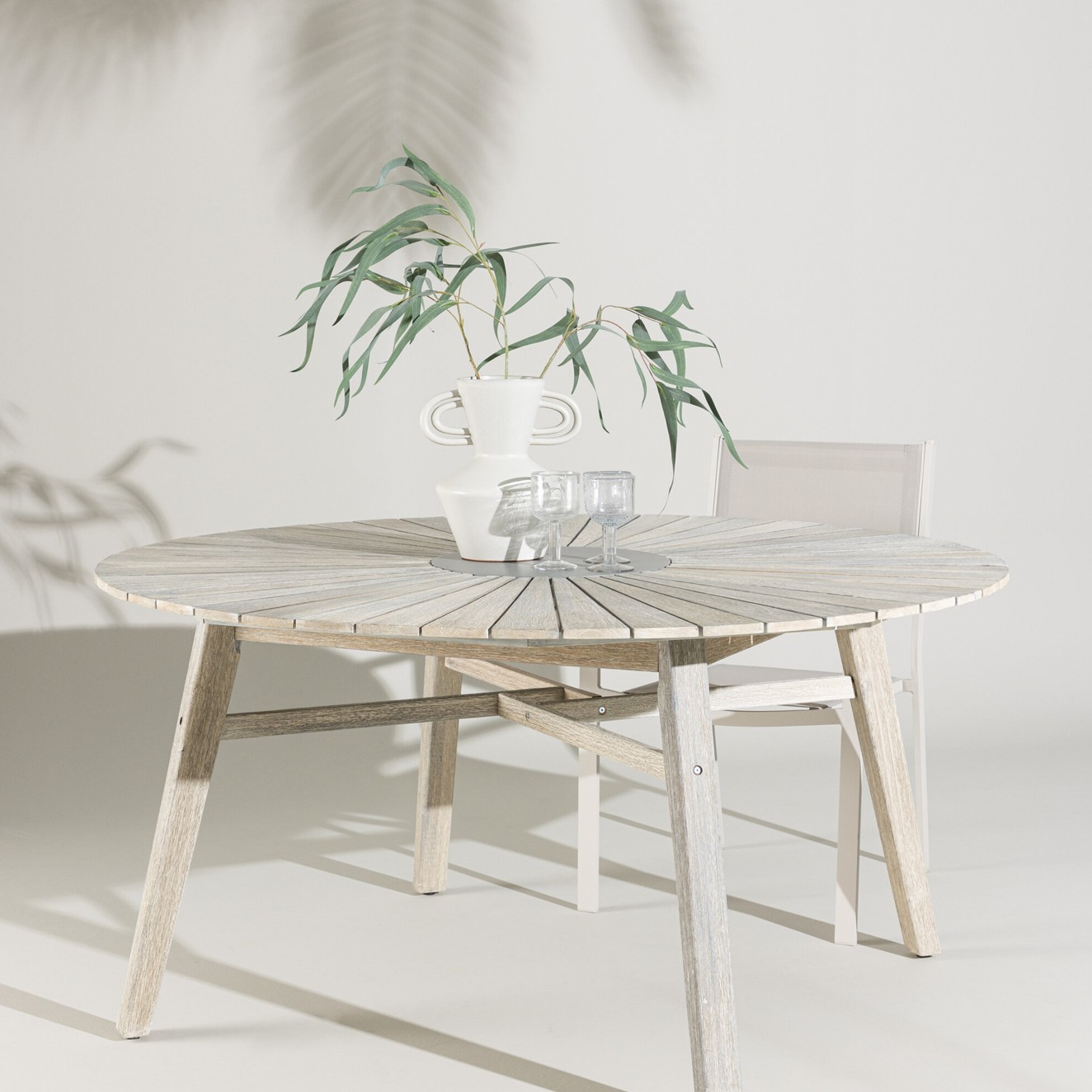 Trädgårdsbord Venture Home Rives Ø150 cm